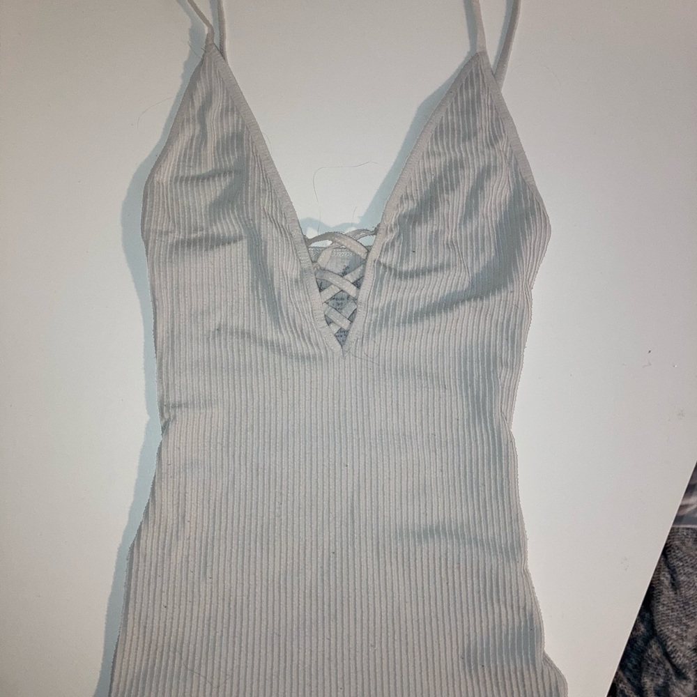 Tight tank top open front